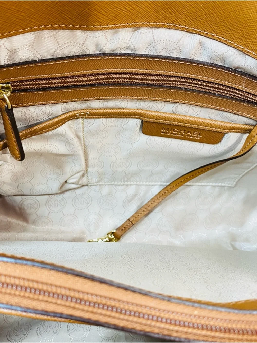 Michael Kors Jet Set Large Saffiano Leather Tote Bag - Honey/Tan - Picture 10 of 13